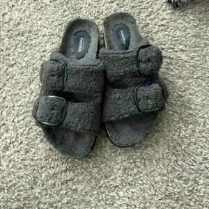 Sonoma goods shearling sandals flip flops slides